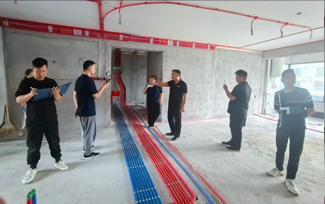 新利luck全站市青企协修建粉饰委员会2025金牌工地巡检第二轮第七站举办！